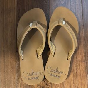 Reef Cushion Sandals in Light Brown